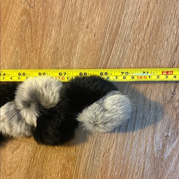 Women’s rabbit Fur Pom Pom Scarf - Picture 3 of 5